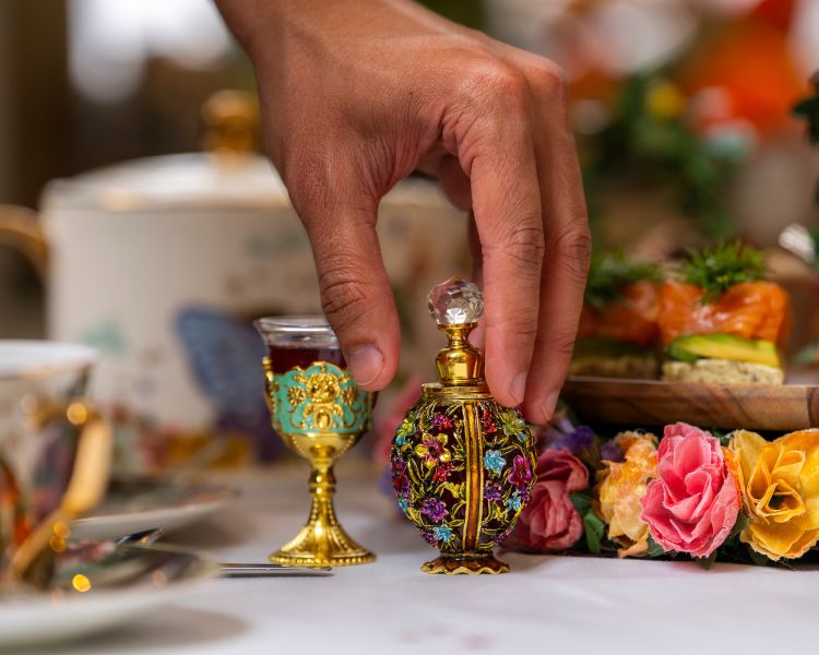 a midsummer nights dream afternoon tea at Kona, Taj 51 Buckingham Gate