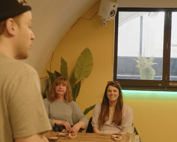 people enjoying a bermondsey beer mile tasting experience