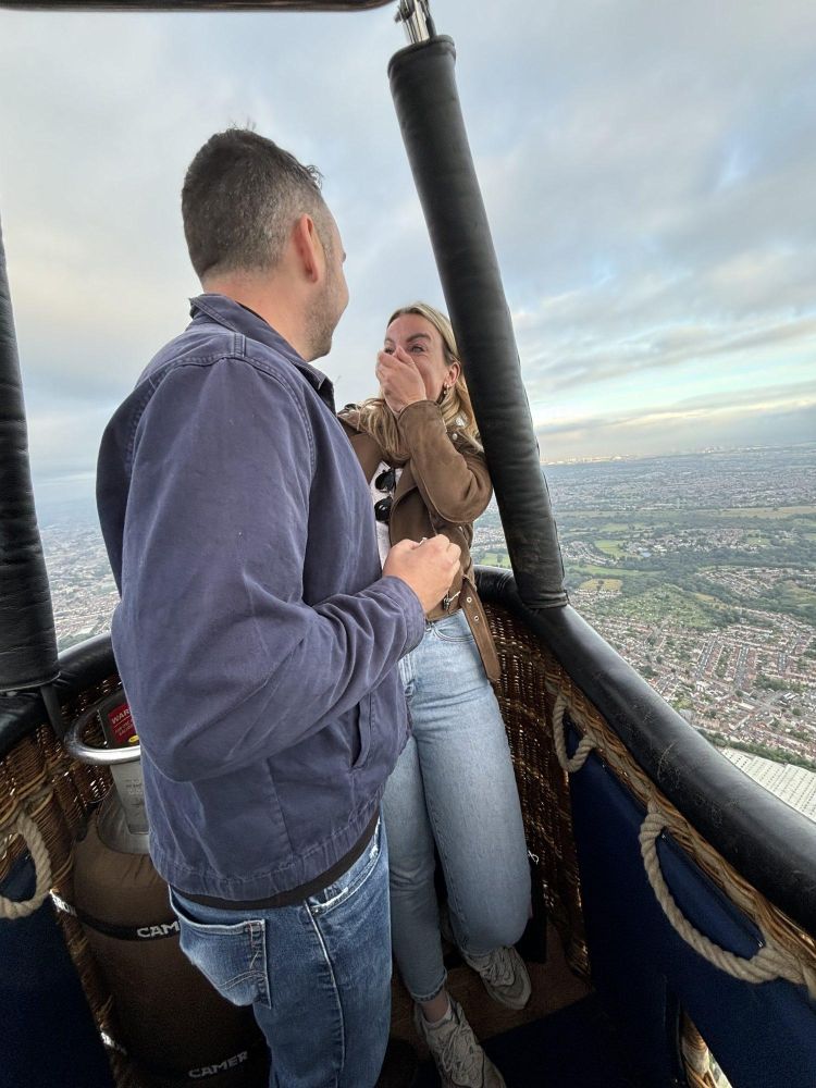 couple on private hot air balloon ride over east midlands