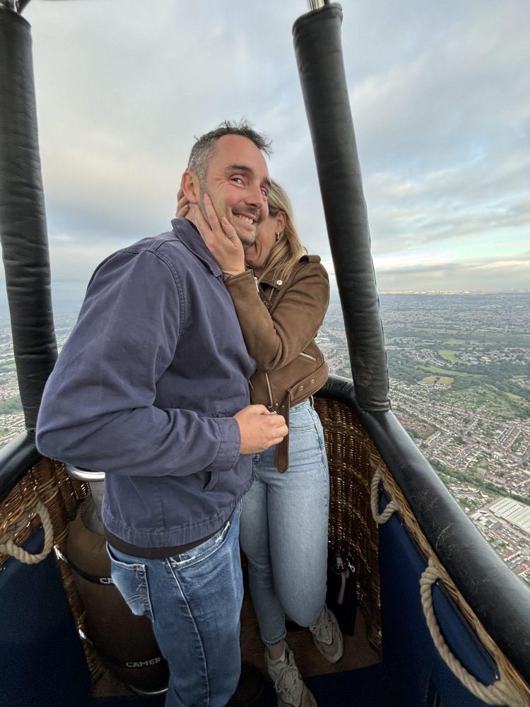 couple on private hot air balloon ride over east midlands