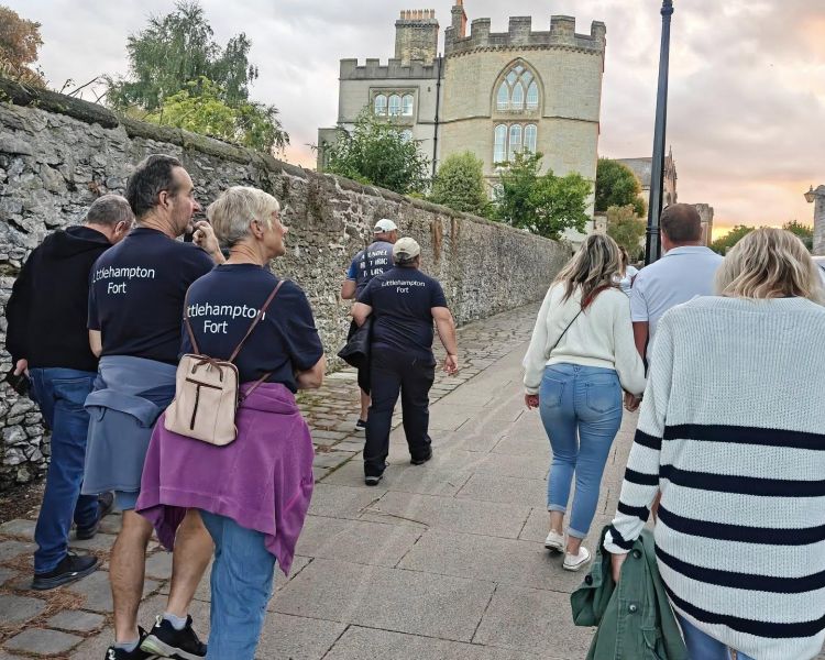 walking the streets of arundel on the arundel historic walking tour