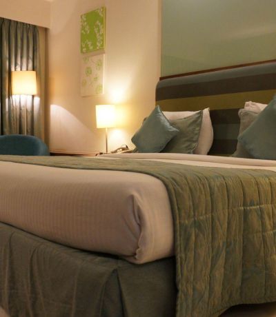 Hotel...