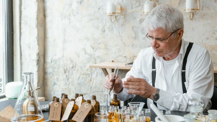 perfume making course experience day