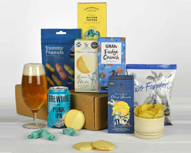 Sustainable Beer and snacks gift hamper