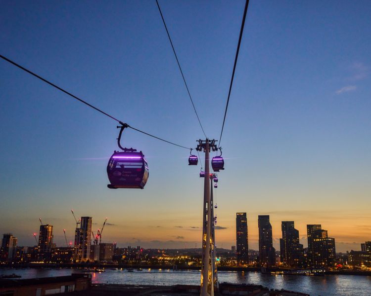 Ifs cable cars at dusk