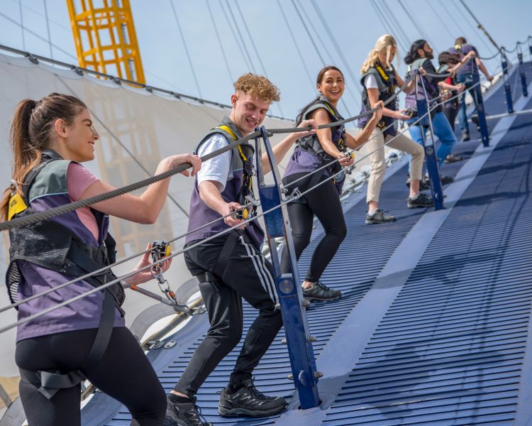 Group climbing up at the o2