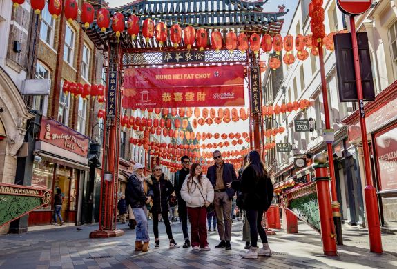 group on food tour through london's chinatown and soho