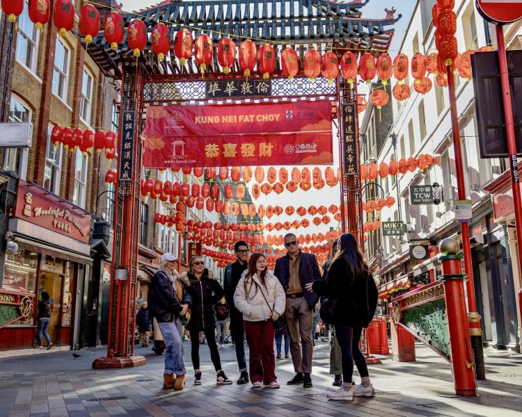 group on food tour through london's chinatown and soho
