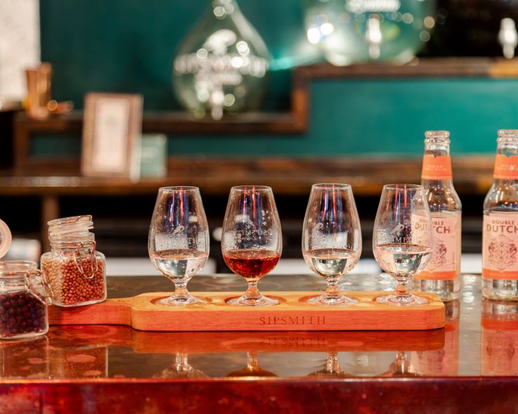 Gin tastings for ultimate gin cocktail masterclass with sipsmith