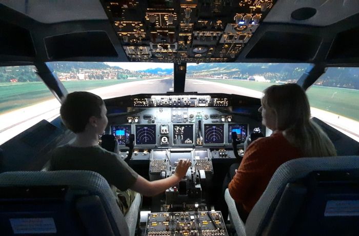 boeing 737-800 flight simulator experience