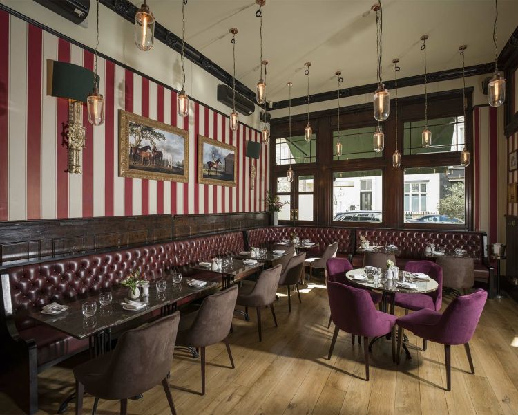 visit kensington palace in london with meal at the stablehand for two