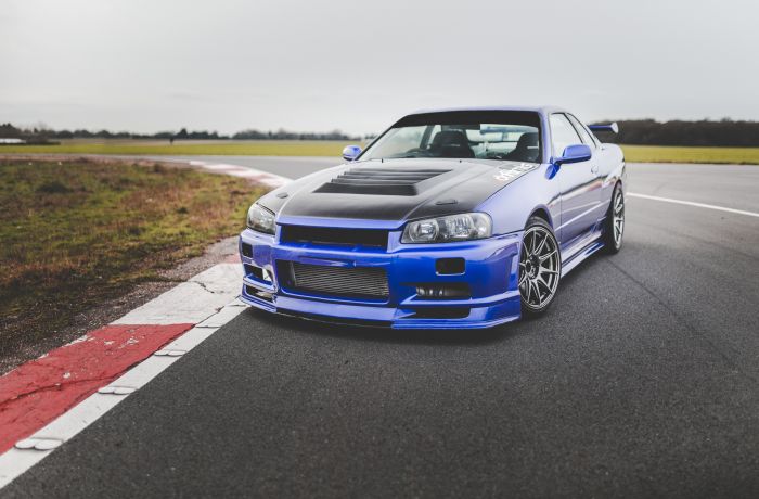toyota supra vs nissan skyline driving experience