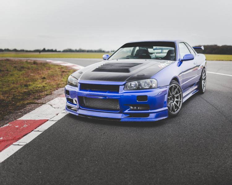 toyota supra vs nissan skyline driving experience