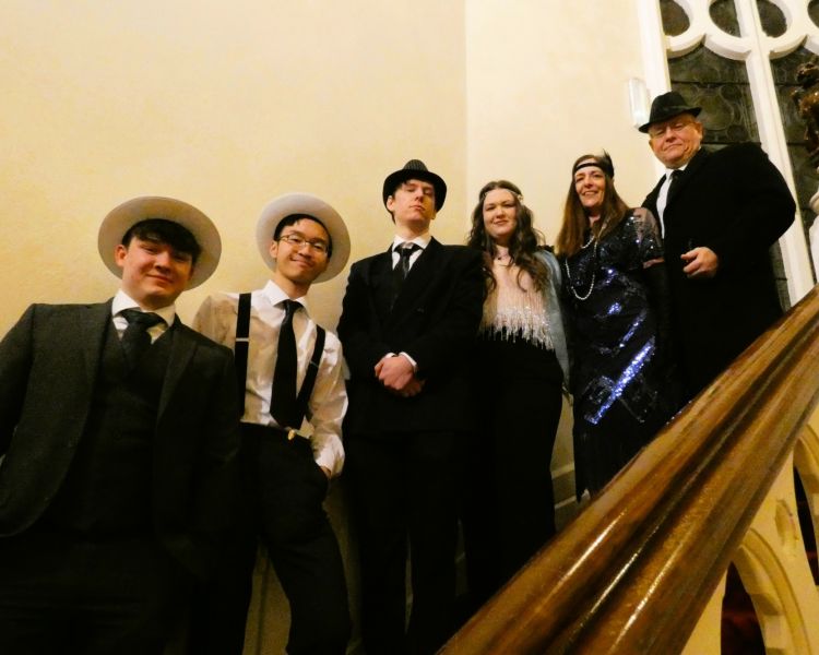 murder mystery dinner experience