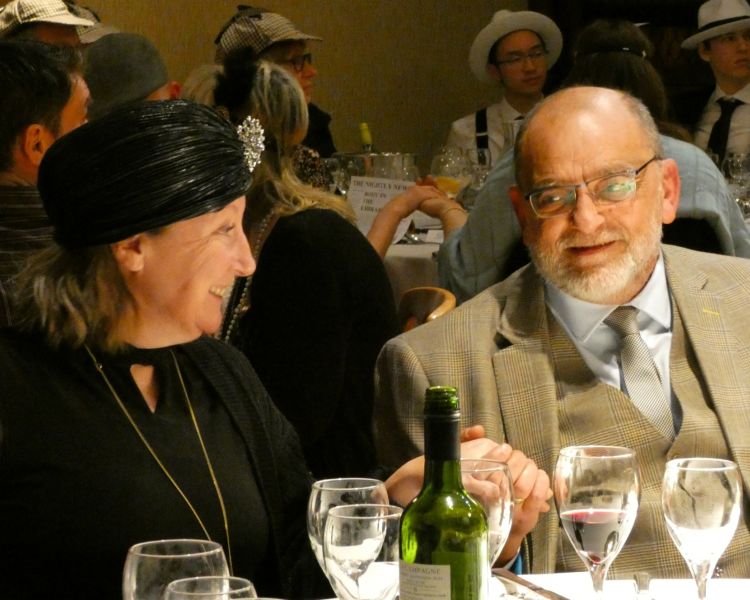 murder mystery weekend experience