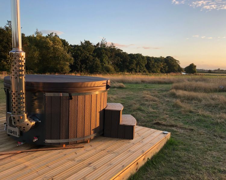 pretty surroundings at glamping unit