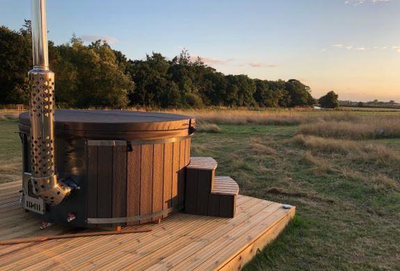 pretty surroundings at glamping unit