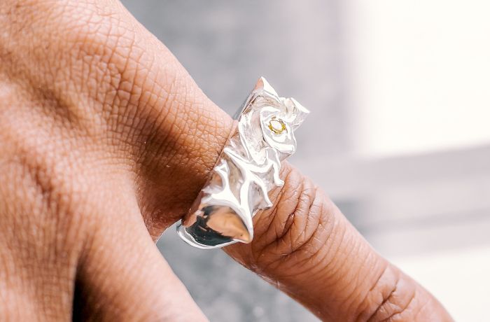a yellow gemstone sterling silver ring made during a gemstone jewellery making workshop with stööki