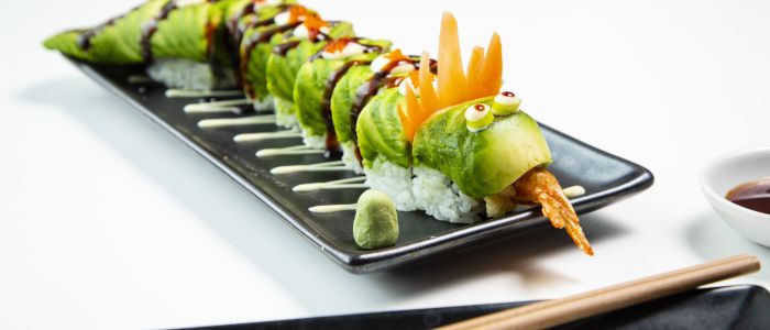 learn how to make a sushi dragon roll