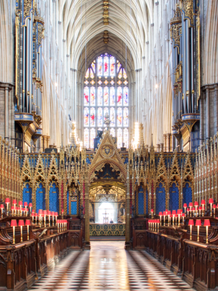 the inside of westminster abbey in london
