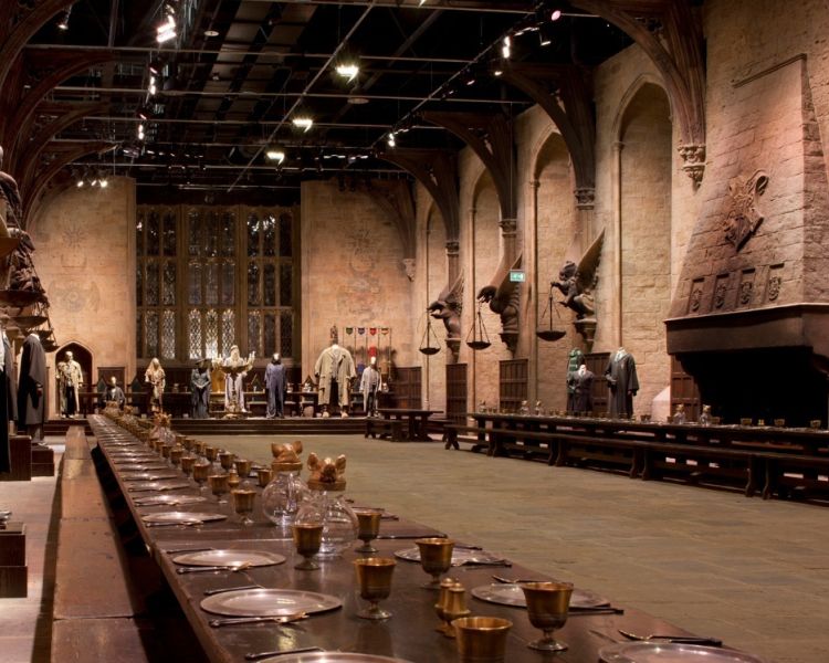 the great hall at warner bros. studio tour london - the making of harry potter