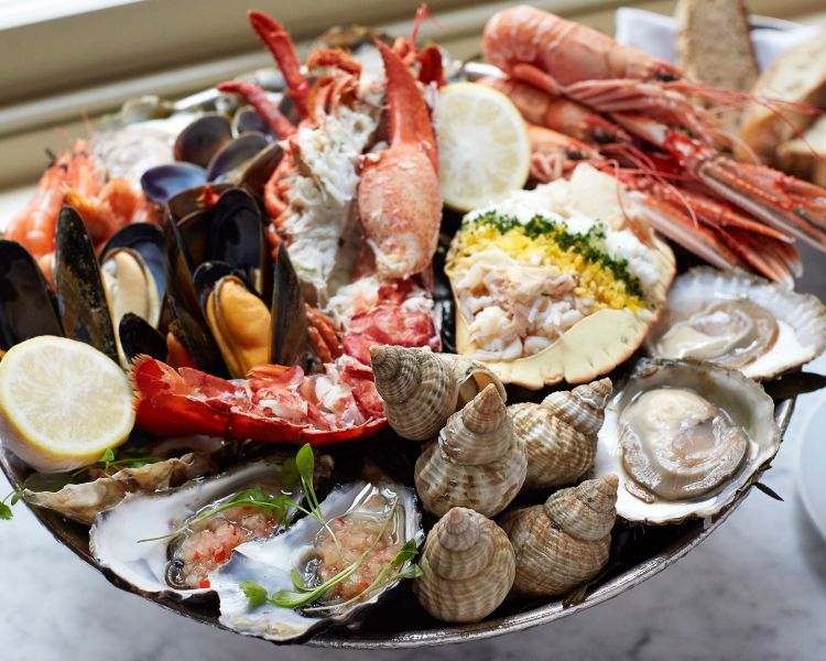 seafood platter dining experience at bentley's mayfair
