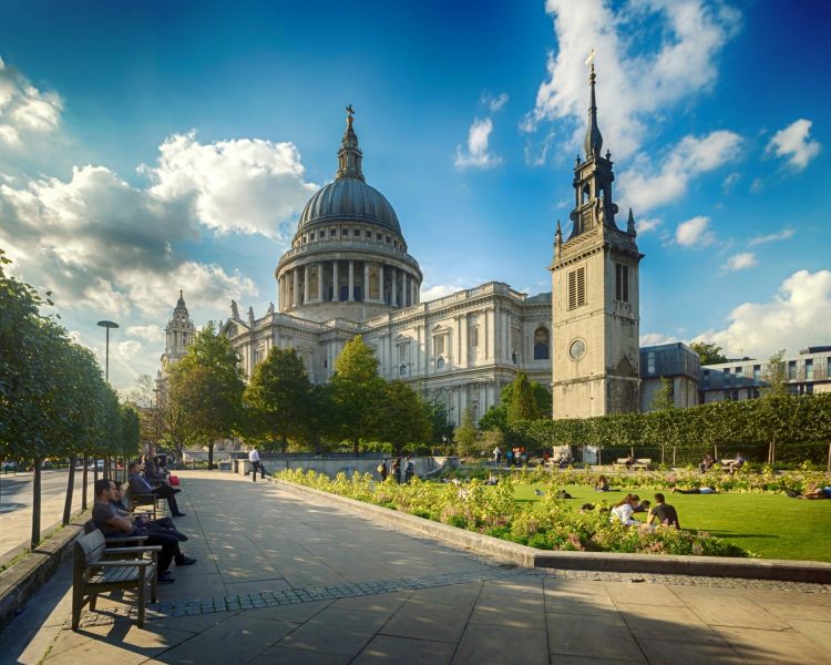 Exterior of St Pauls Cathedral from the SE