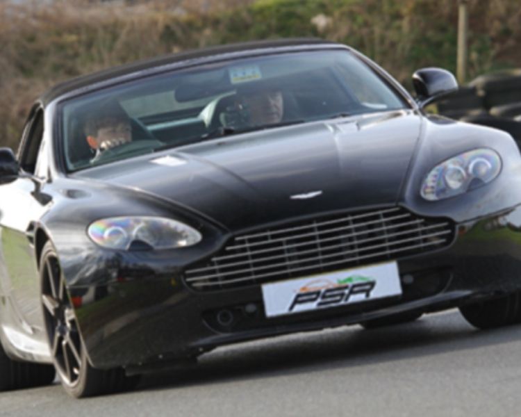 Aston Martin V8 Vantage