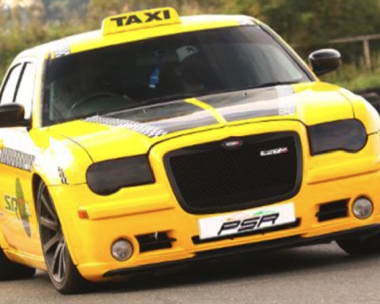 Crazy SRTaxi - Chrysler 300C passenger ride experience day