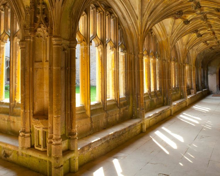 harry potter film locations of lacock and cotswolds tour