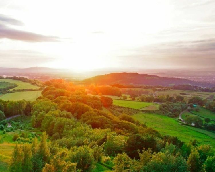 all day coach and walking tour of the cotswolds