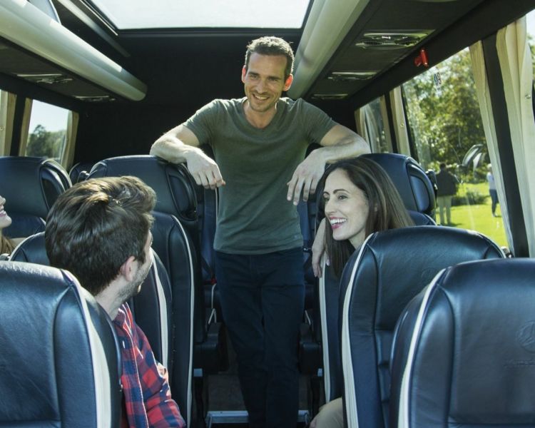 all day coach and walking tour of the cotswolds