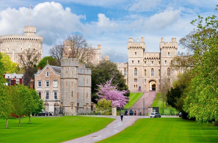 afternoon tour of windsor coach tour