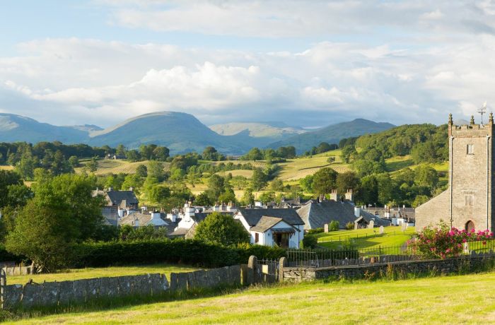 the lake district with cruise, cream tea and hotel stay