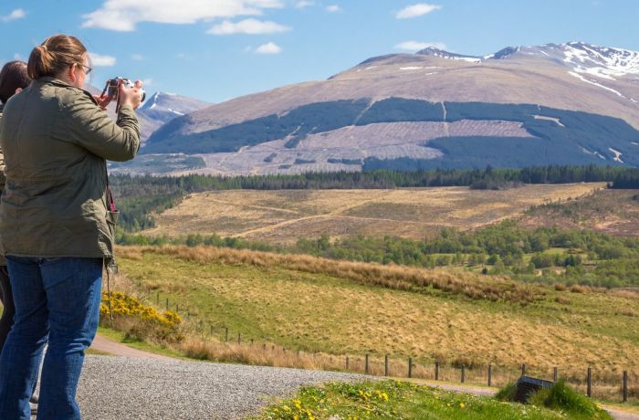 loch ness explorer day tour from edinburgh with picnic lunch