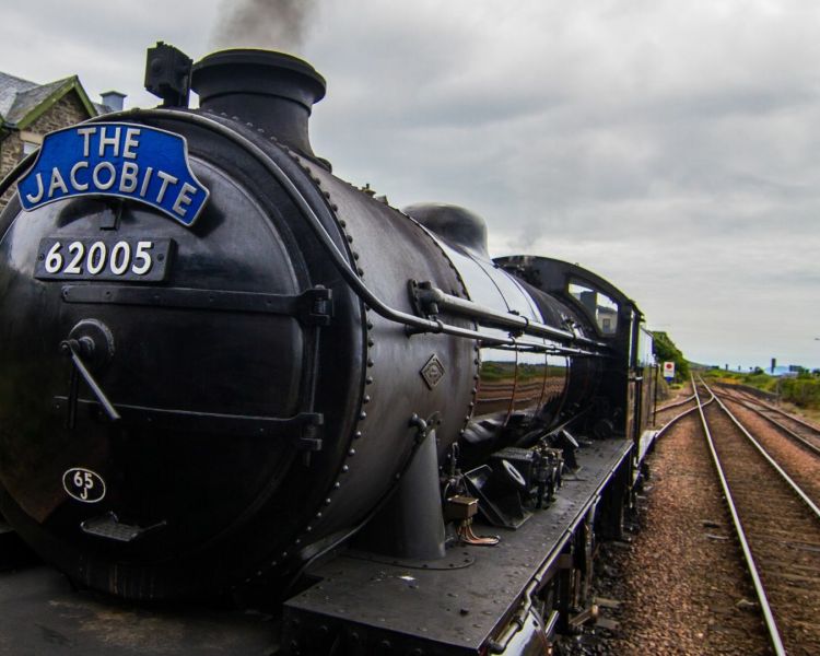 scottish highlands and jacobite steam train from edinburgh coach tour