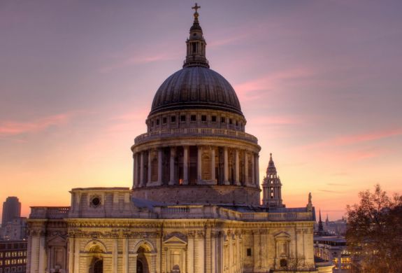 st paul’s cathedral entrance