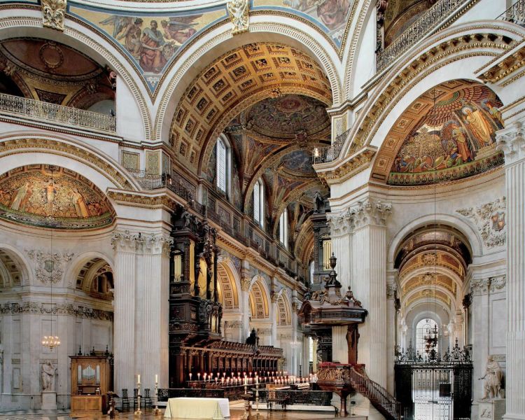 st paul’s cathedral entrance