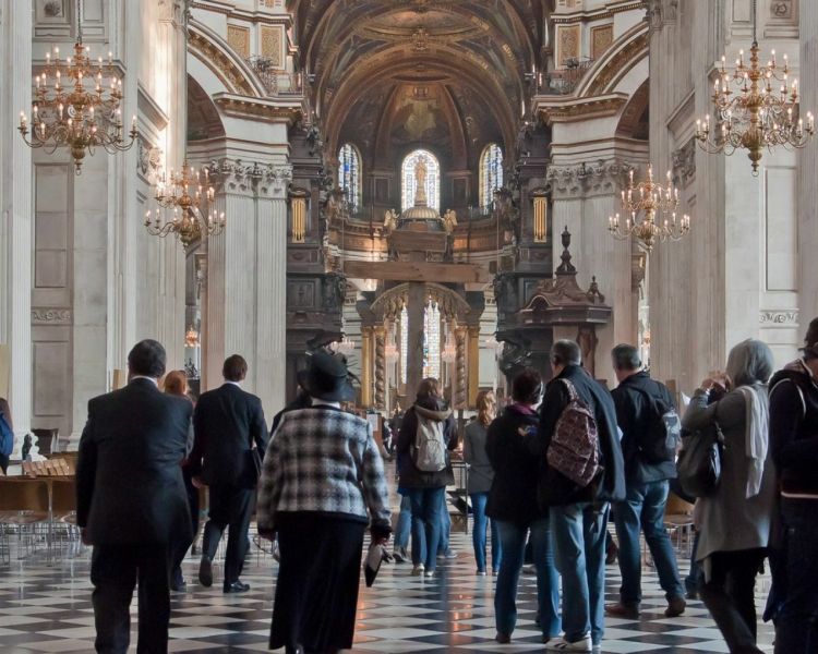 st paul’s cathedral entrance