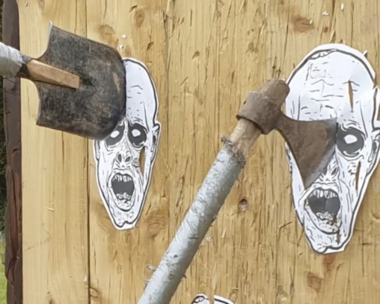 axe and knife throwing experience nottinghamshire