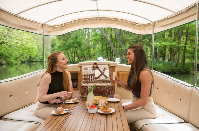 oxford river cruise with picnic lunch