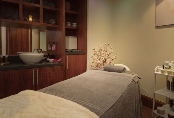 Kent spa day treatment room