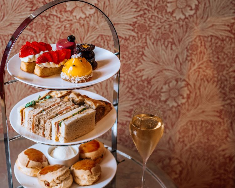 afternoon tea at the great northern hotel in london