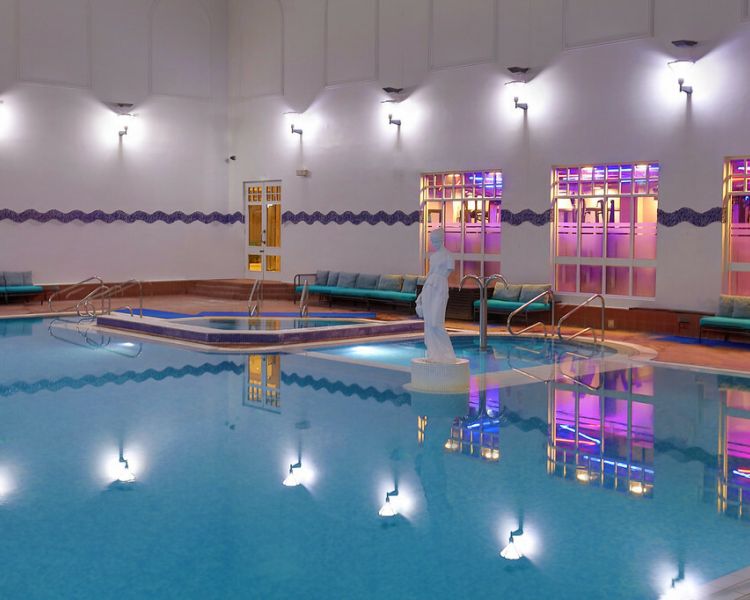 Swimming pool belton woods hotel