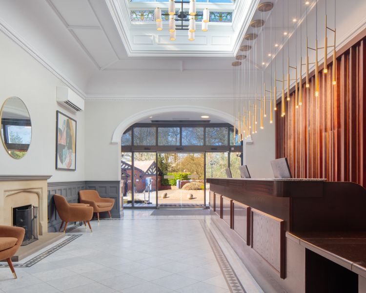 q hotels warwick reception