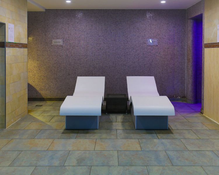 Relaxation room q hotels spa day crewe