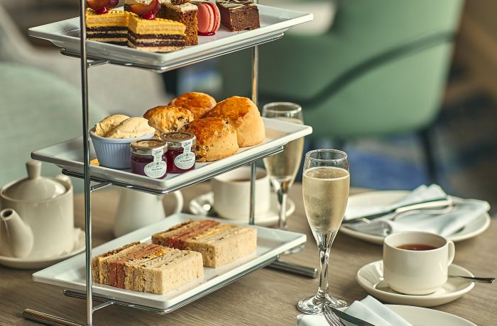 afternoon tea at the crowne plaza hotel in reading
