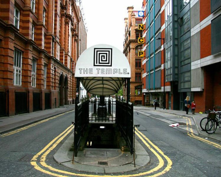 Manchester Music Walking tour 700 2