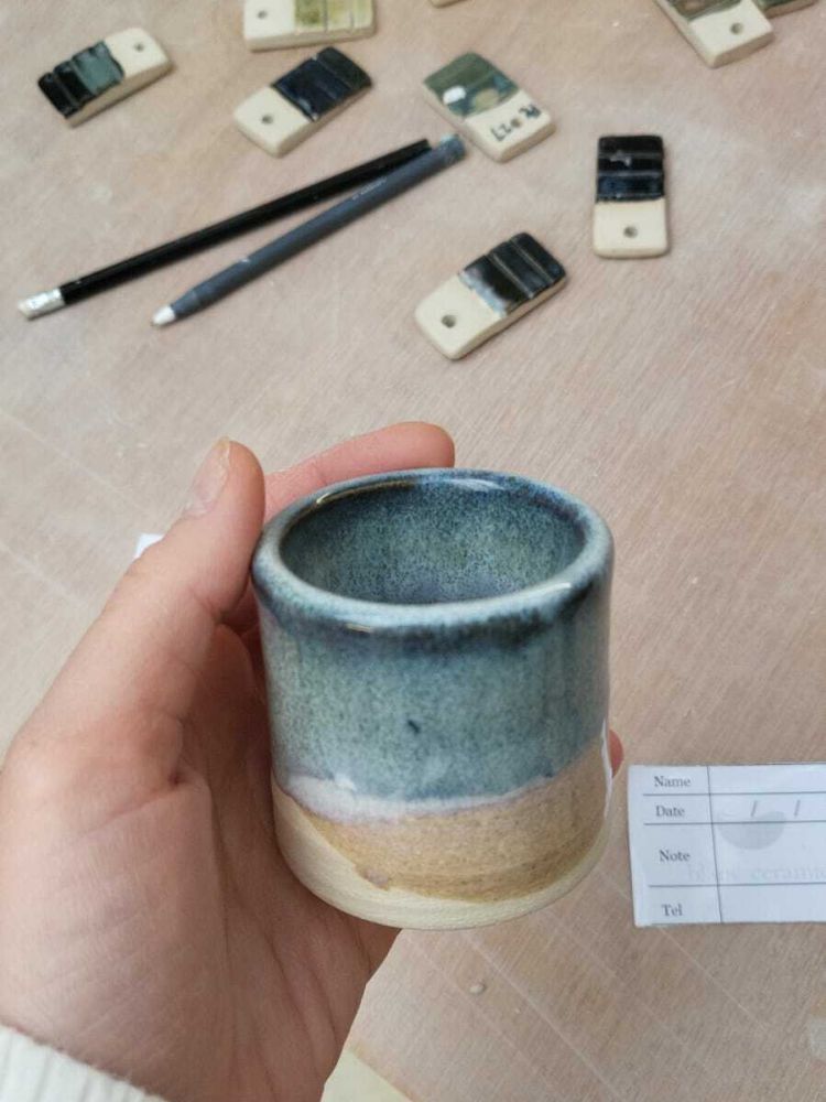 Handless ceramic mug