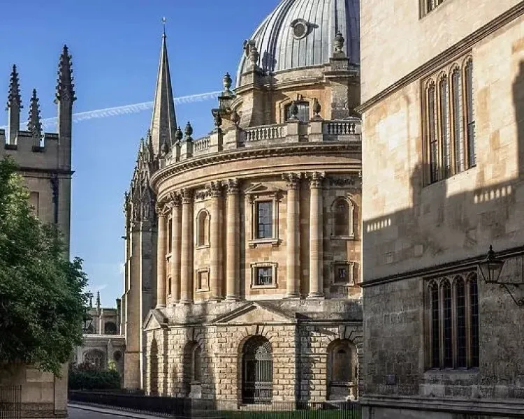 oxford universities walking tour
